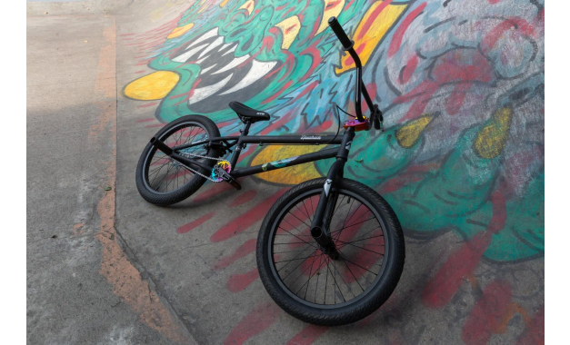 NOVATRACK REPLAY BMX 2022, рама 10", черный