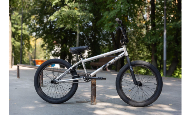 NOVATRACK PSYCHO BMX 2022, рама 10", серебристый