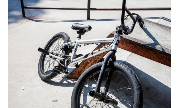 NOVATRACK PSYCHO BMX 2022, рама 10", серебристый