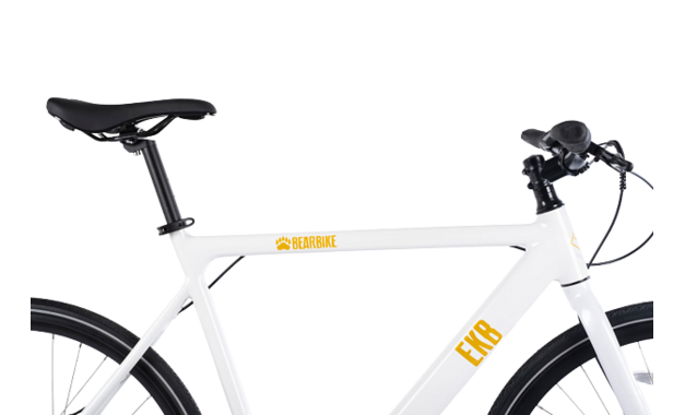 Электрический велосипед BearBike EKB (700С 1 ск.) 2022 белый рама 540 мм
