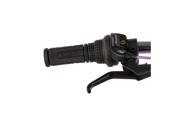 NOVATRACK BUTTERFLY 2022, рама 13", белый-фиолетовый